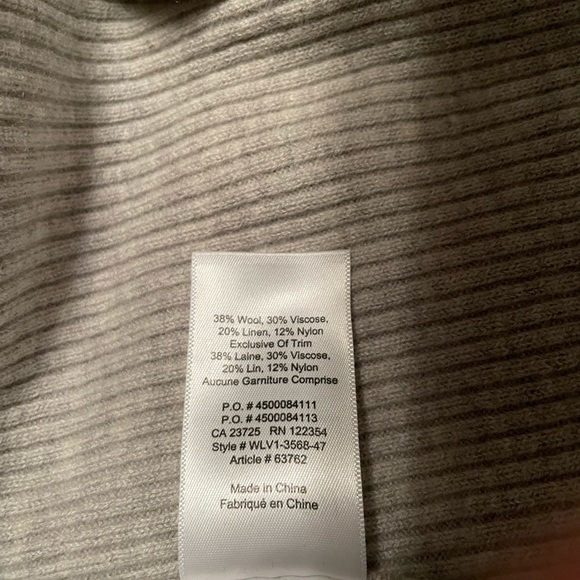 Cross-back Sweater - Babaton - Picture 5 of 6